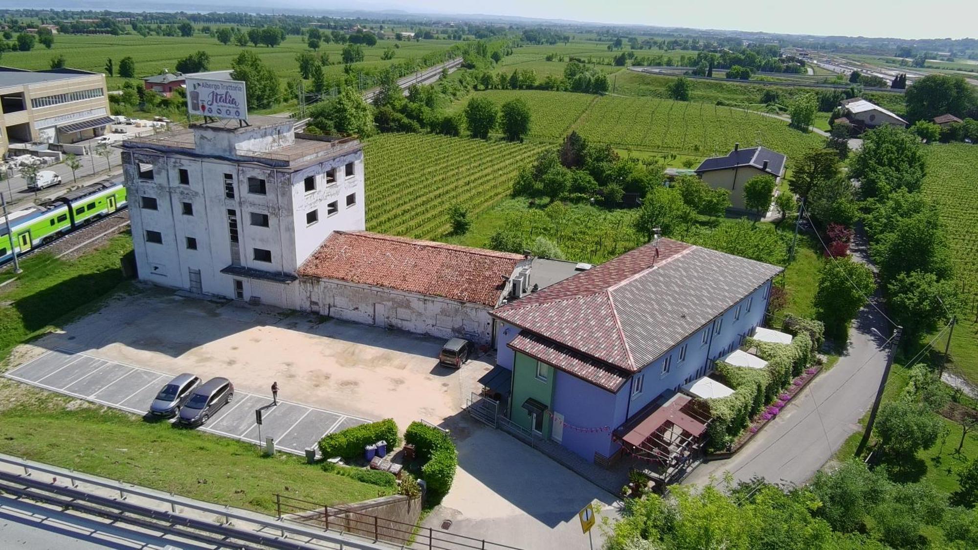 Albergo Trattoria Italia Desenzano del Garda Eksteriør bilde