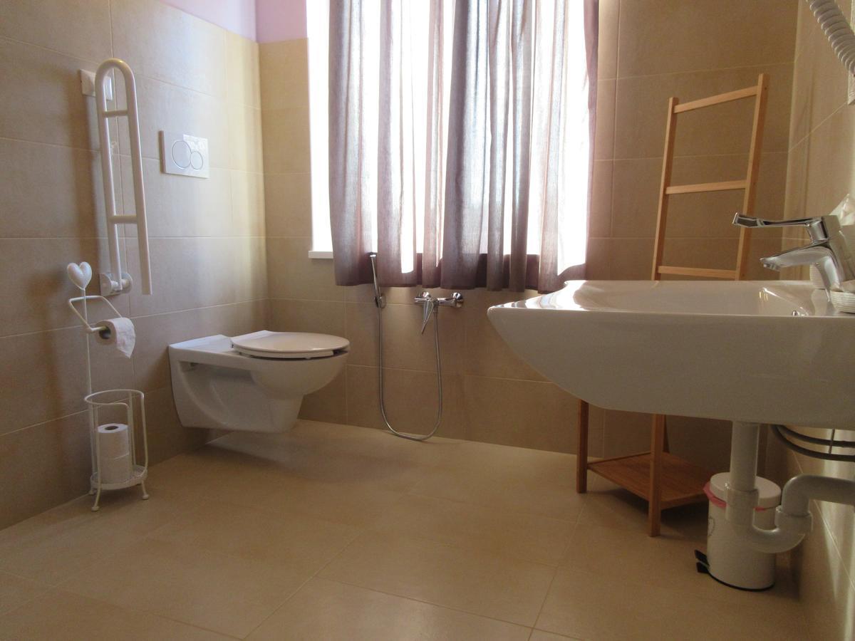 Albergo Trattoria Italia Desenzano del Garda Eksteriør bilde