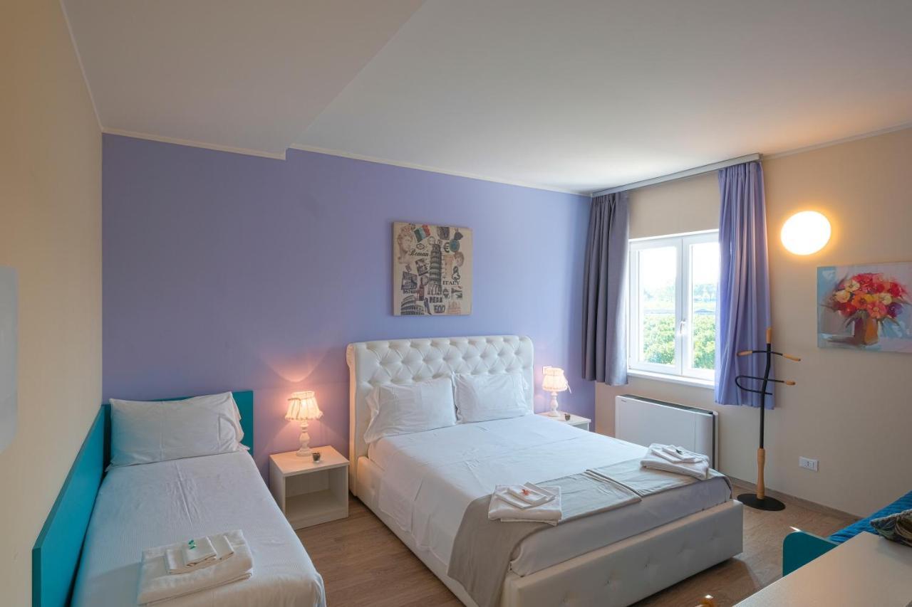 Albergo Trattoria Italia Desenzano del Garda Eksteriør bilde